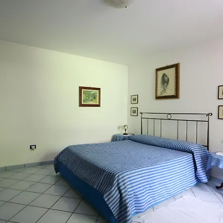 Ambrosio Relais לינה וארוחת בוקר