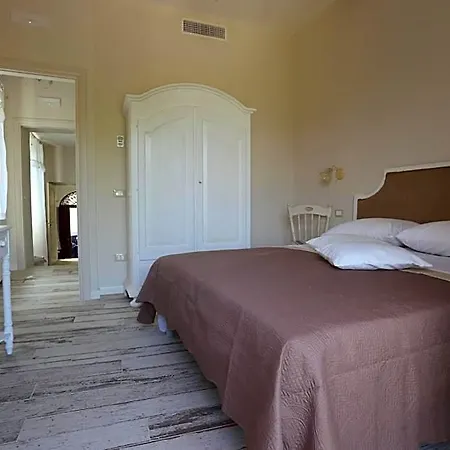 Bed & Breakfast Ambrosio Relais