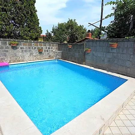 Ambrosio Relais Bed & Breakfast 4*