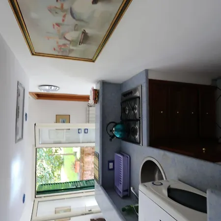 Ambrosio Relais