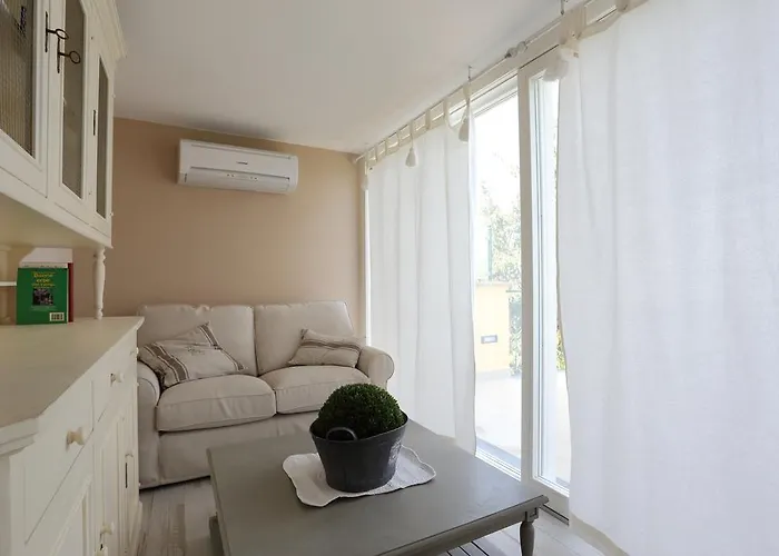 Ambrosio Relais Nocleg ze śniadaniem 4*